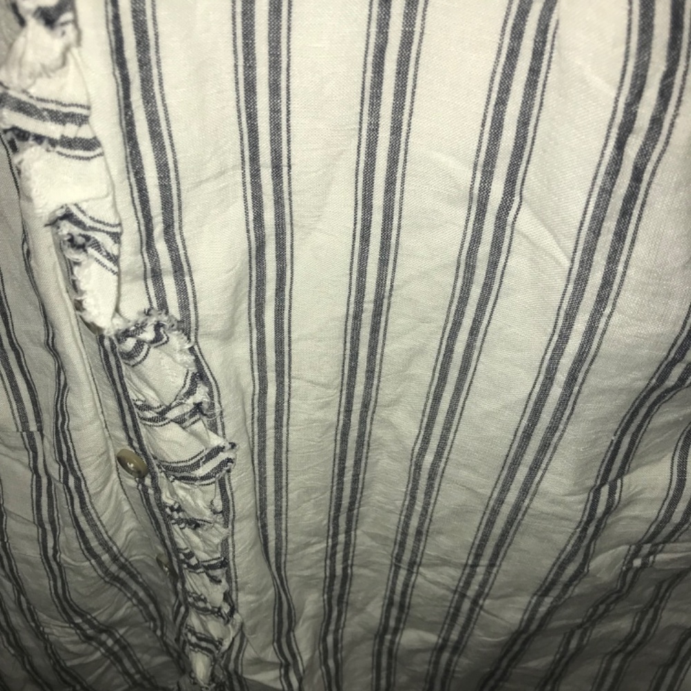PILCRO RUFFLE-COLLAR BUTTONDOWN DRESS - Picture 11 of 12
